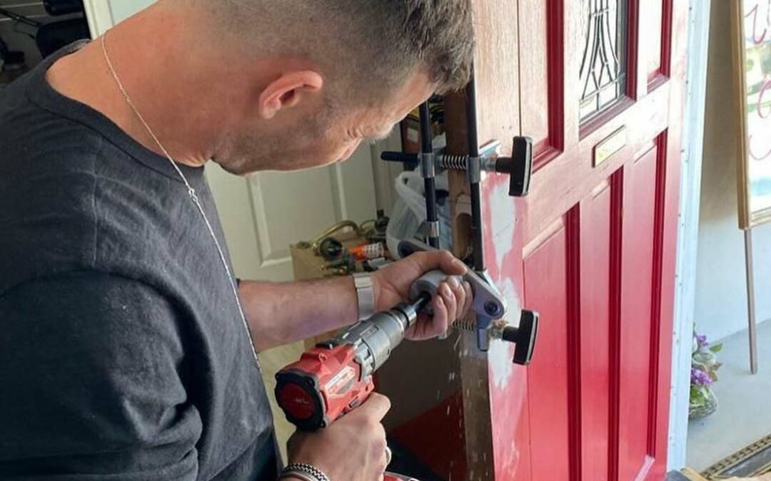 Why Use a Locksmith Instead Of a Handyman